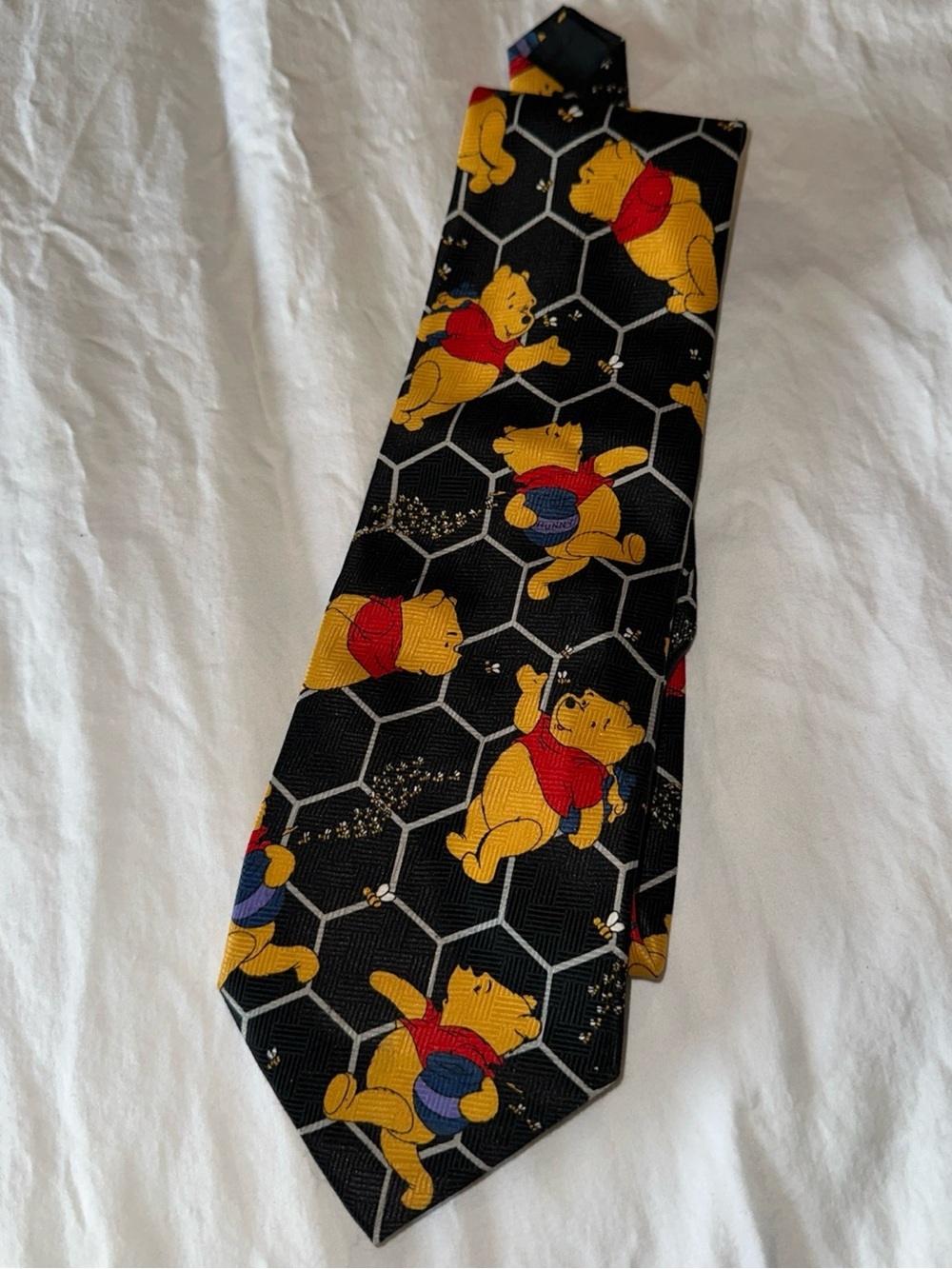 Vintage Disney Winnie the Pooh Honeycomb Novelty Neck Tie